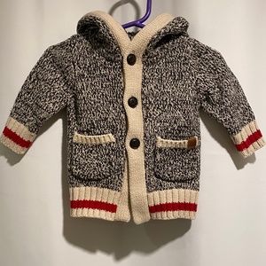 NWOT Roots Cabin Sweater
